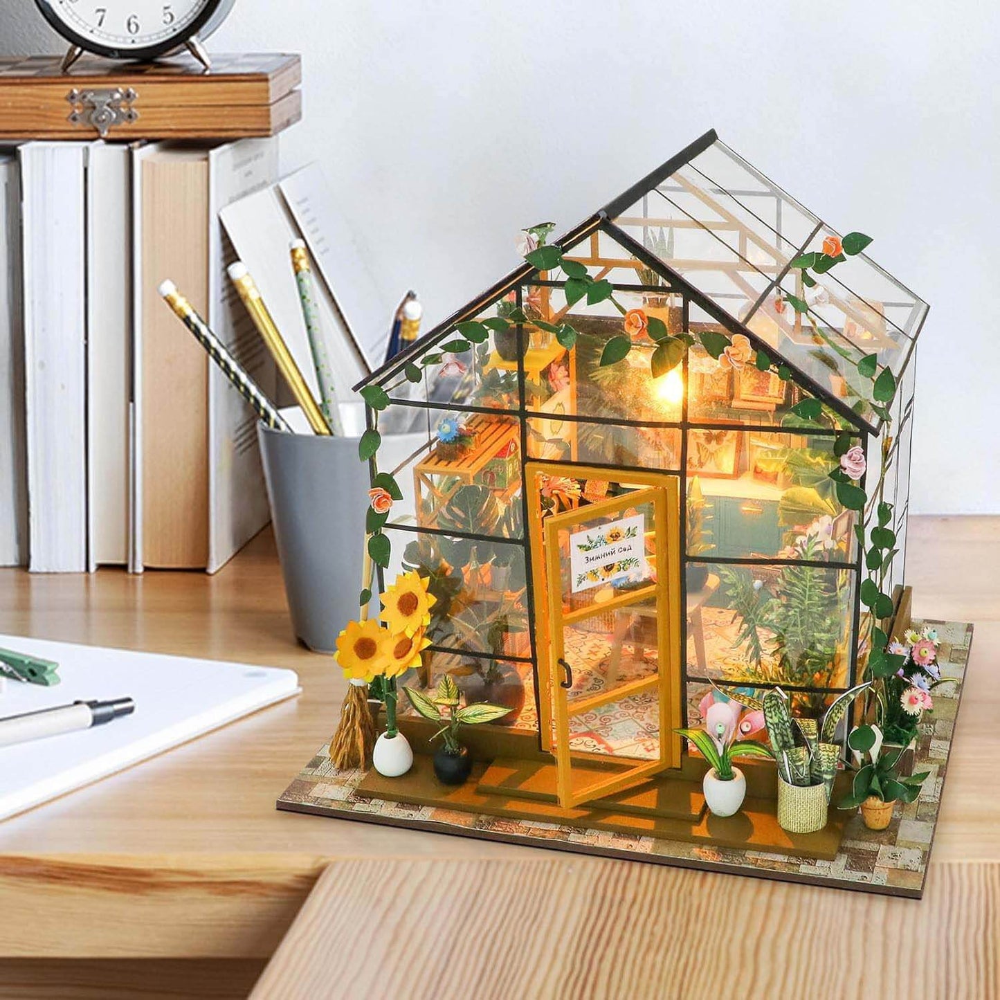 Sunshine Flower House DIY Miniature Dollhouse Kit(10006)