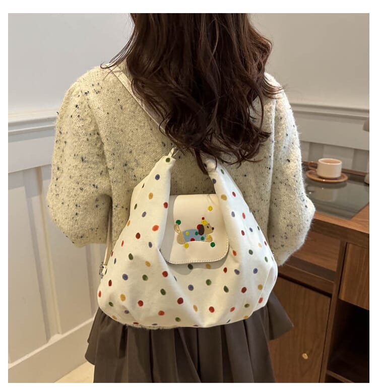 Fashion dog plush crossbody bag for teenagers  Adorable puppy-shaped handbag for playful looks