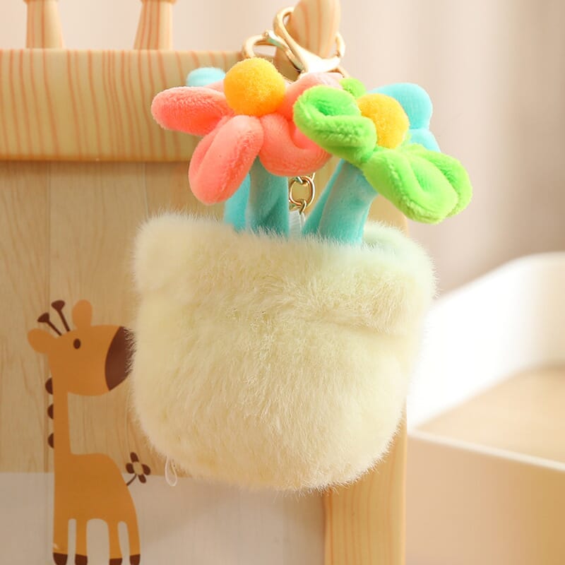 🎒 Plush Plant Bag Charm – Lifelike plant plush pendant perfect for bags or backpacks. 💖